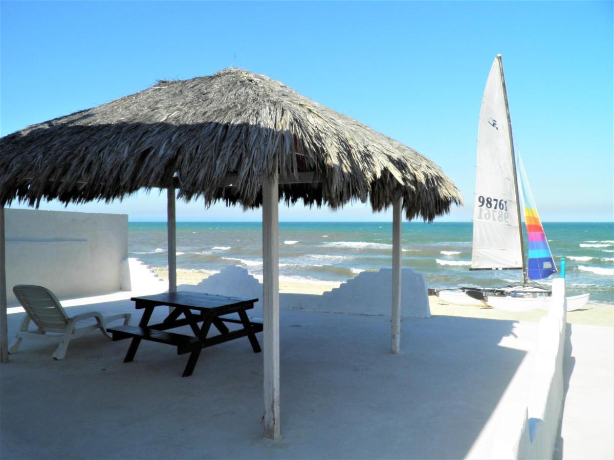 6 &14 Equipped Beach House Seaside Hotel سان فيليبي المظهر الخارجي الصورة