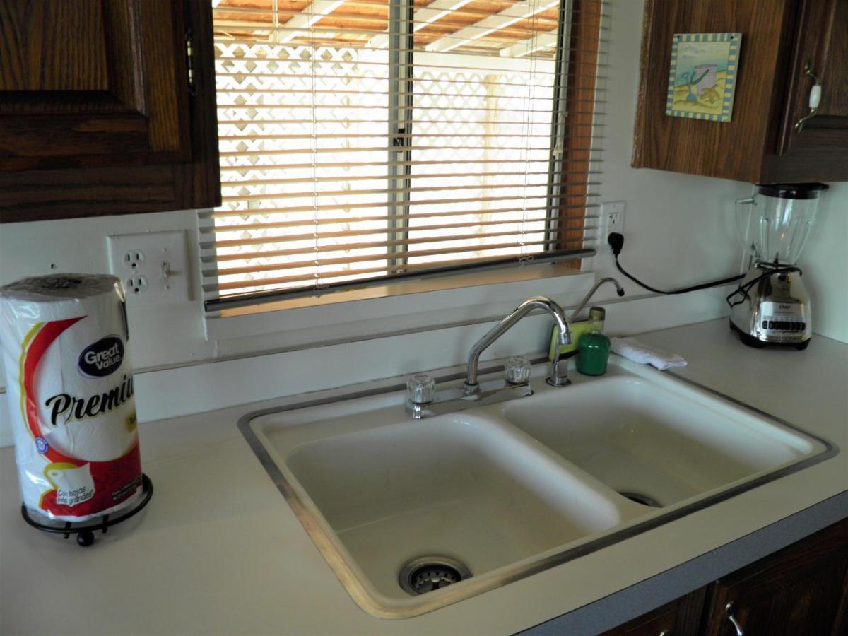 6 &14 Equipped Beach House Seaside Hotel سان فيليبي المظهر الخارجي الصورة