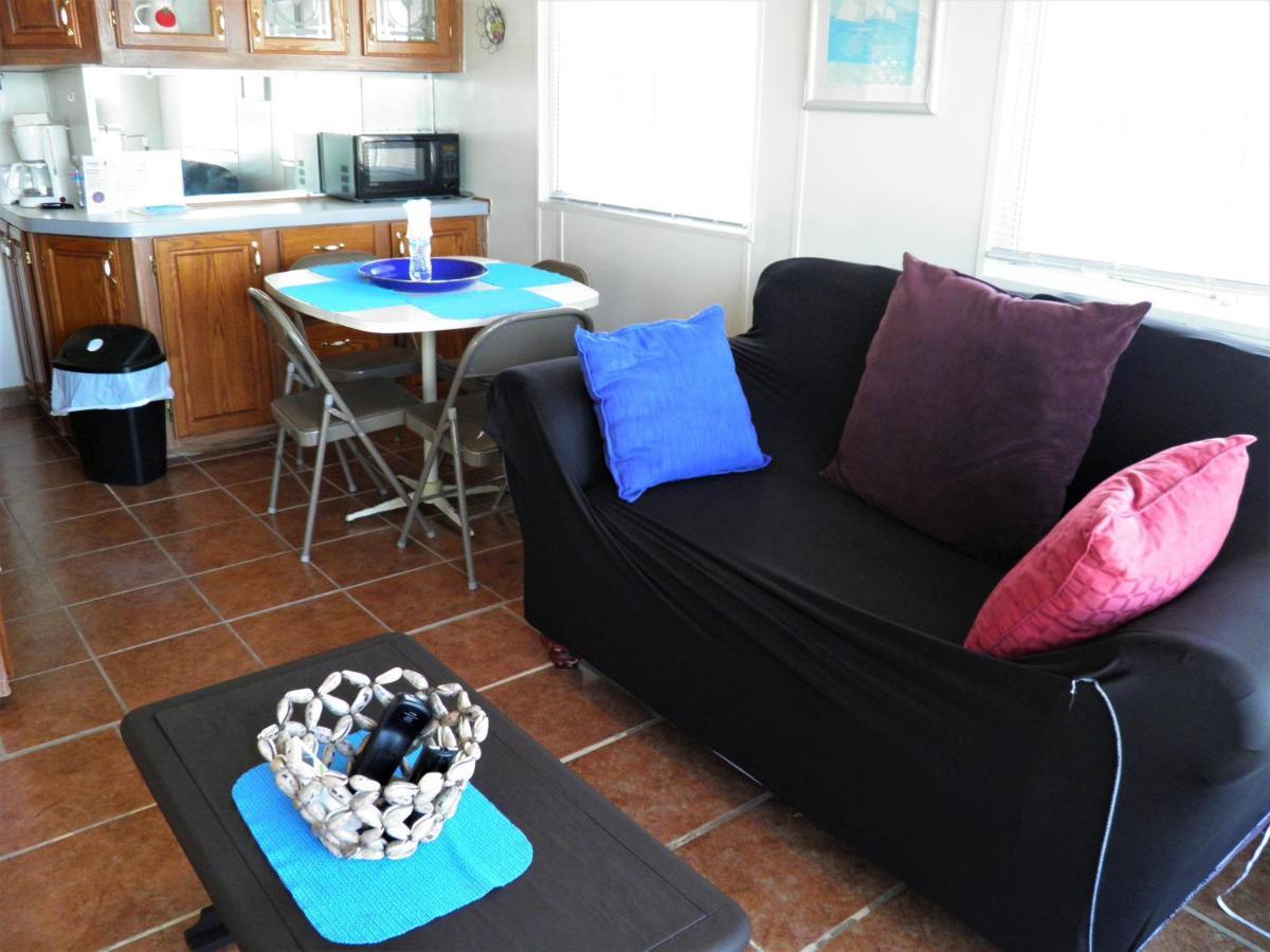 6 &14 Equipped Beach House Seaside Hotel سان فيليبي المظهر الخارجي الصورة