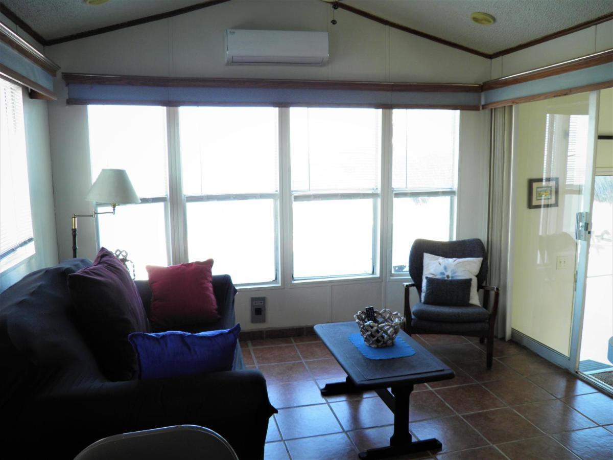 6 &14 Equipped Beach House Seaside Hotel سان فيليبي المظهر الخارجي الصورة